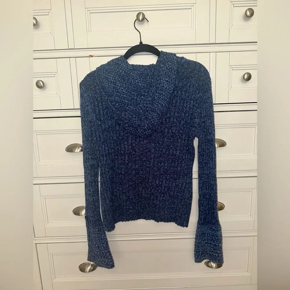 EUC DKNY Jeans Sweater - Picture 3 of 4